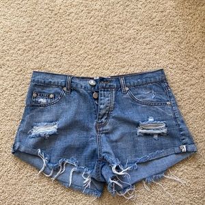 One teaspoon shorts
